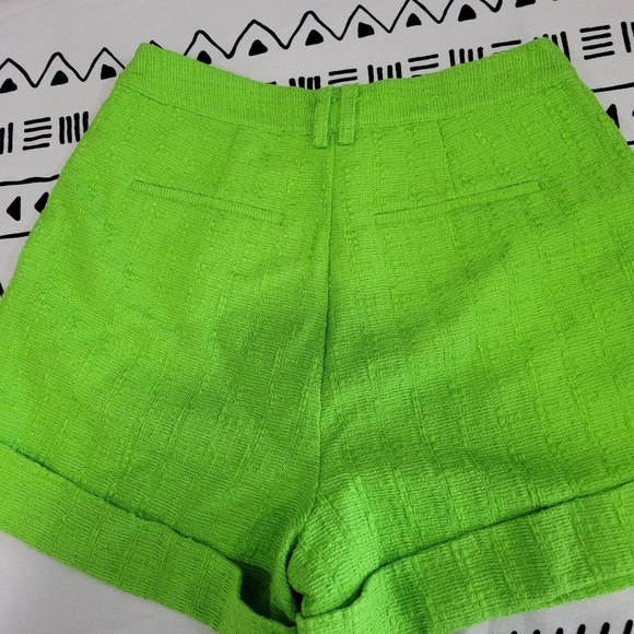 NWOT ROYALTY Women's Tweed shorts Fully lined thick fabric by Maluma Size 2 - Picture 4 of 9